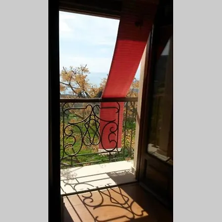 Artistic House: View - Pingpong - Billard * Katochori