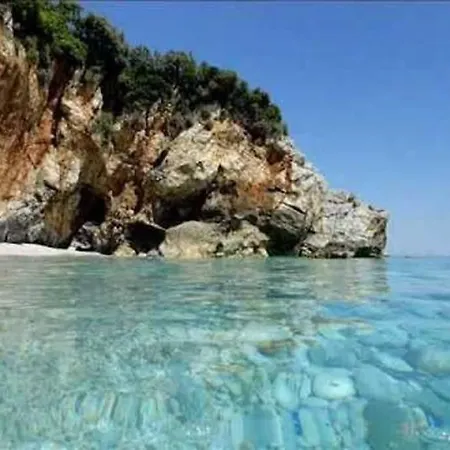 Hébergement de vacances Artistic House: View - Pingpong - Billard Katochori