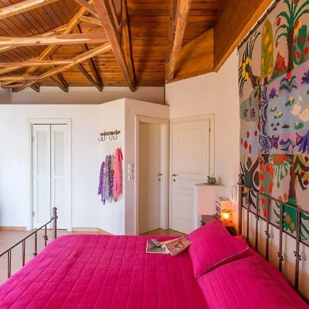 Artistic House: View - Pingpong - Billard *