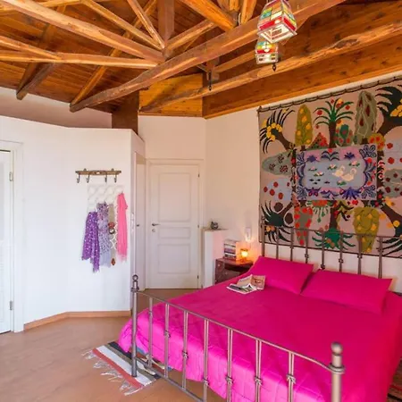 Artistic House: View - Pingpong - Billard Hébergement de vacances