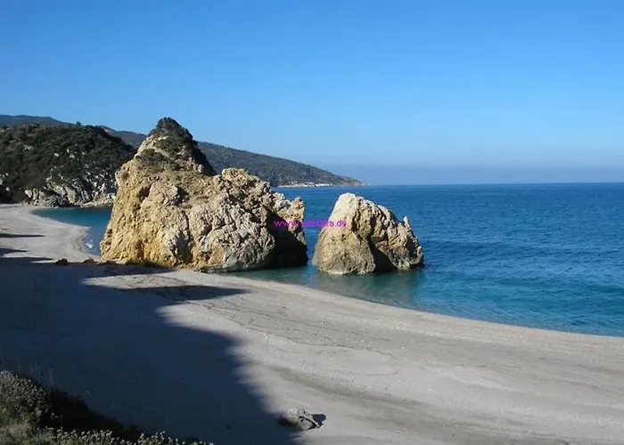 Holiday home Artistic House: View - Pingpong - Billard *